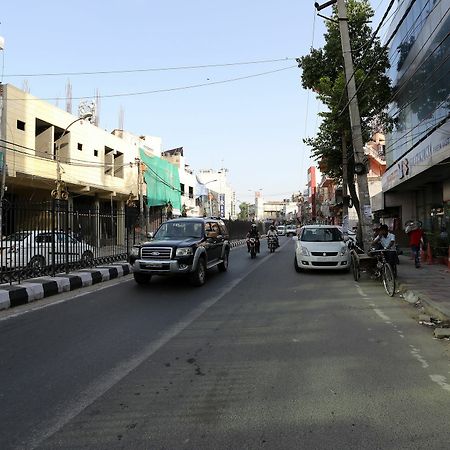 Hotel Aero Stay Samalkha Exterior foto