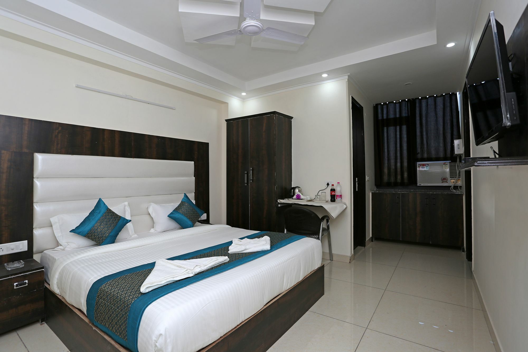 Hotel Aero Stay Samalkha Exterior foto