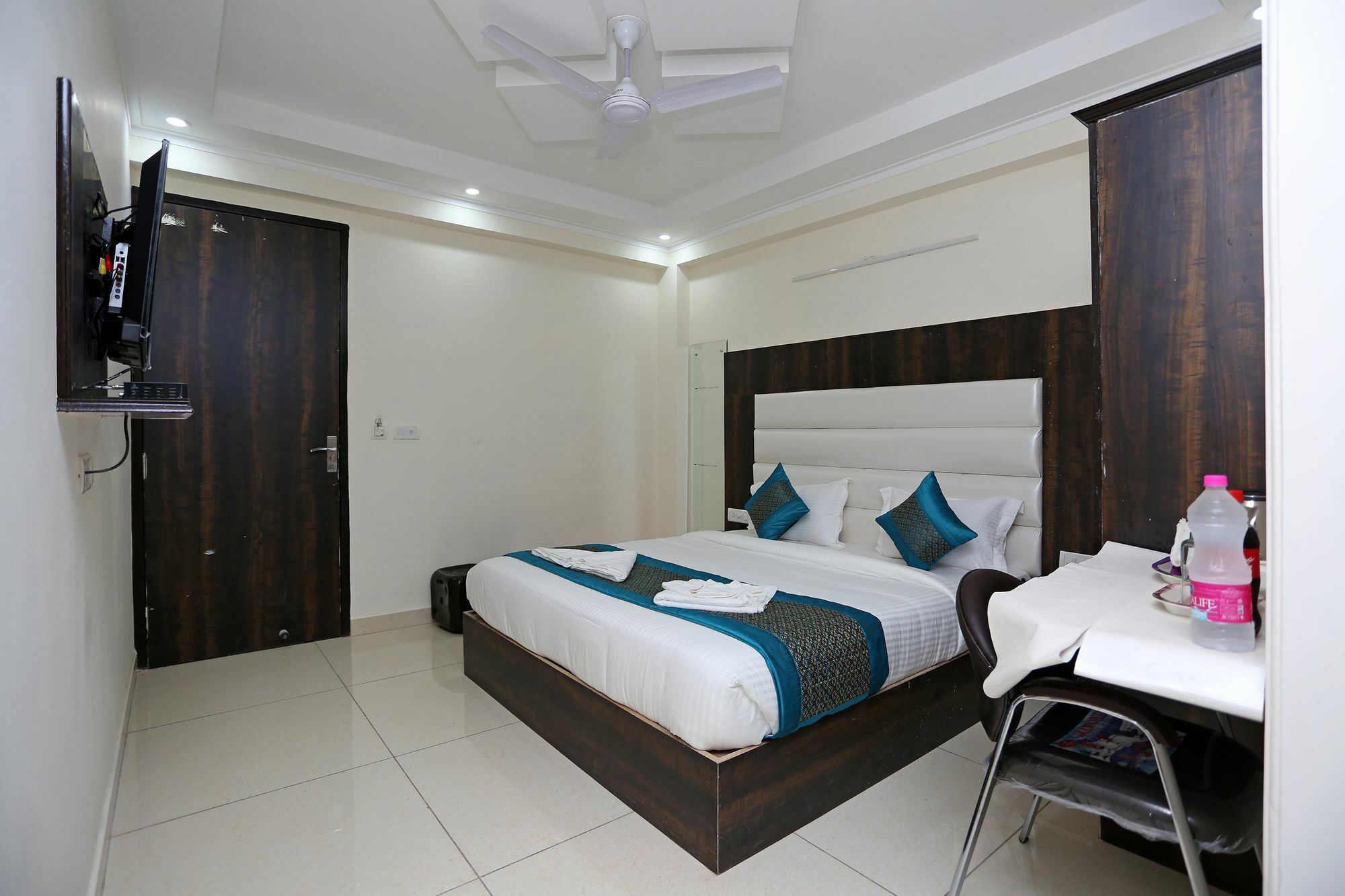 Hotel Aero Stay Samalkha Exterior foto