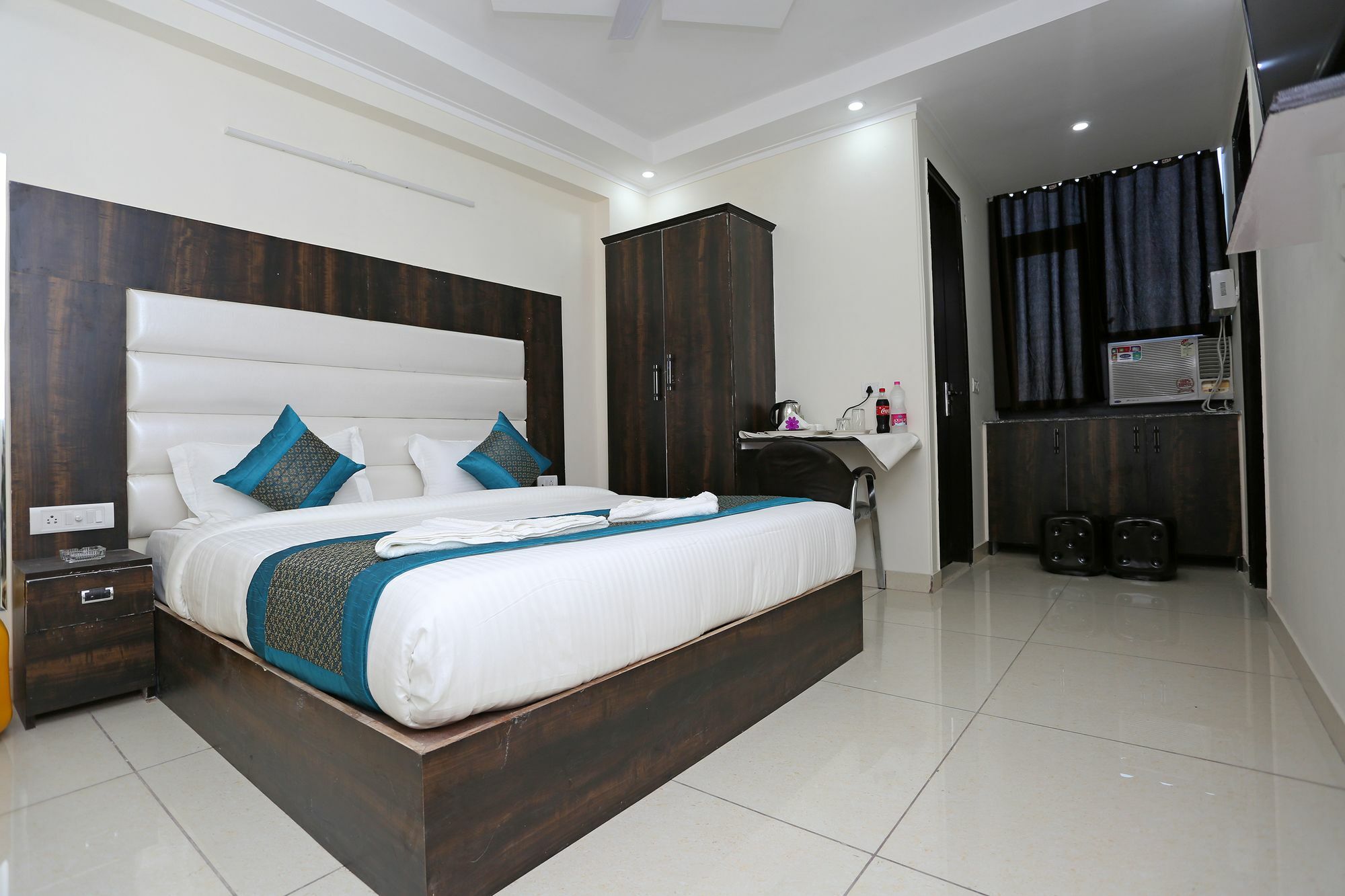 Hotel Aero Stay Samalkha Exterior foto